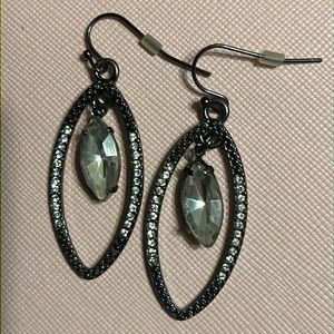 Black shimmery diamond earrings